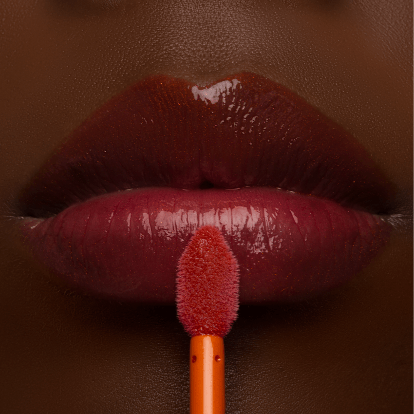 Gloss Plump Fire Kiss - Bergamota | Mari Maria Makeup - Image 6
